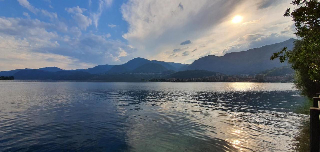 Beautiful Place A Lago D'Orta Mit Direktem Seezugang Omegna Exterior photo